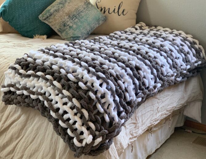 Family Size Blanket - Image 5