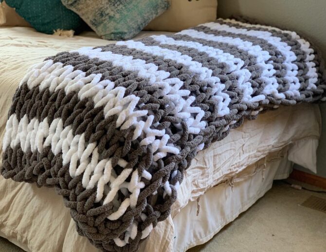 Family Size Blanket - Image 6
