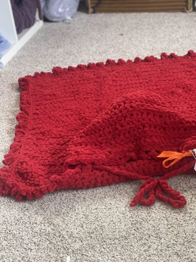 Little Red Hooded Blanket - Image 2